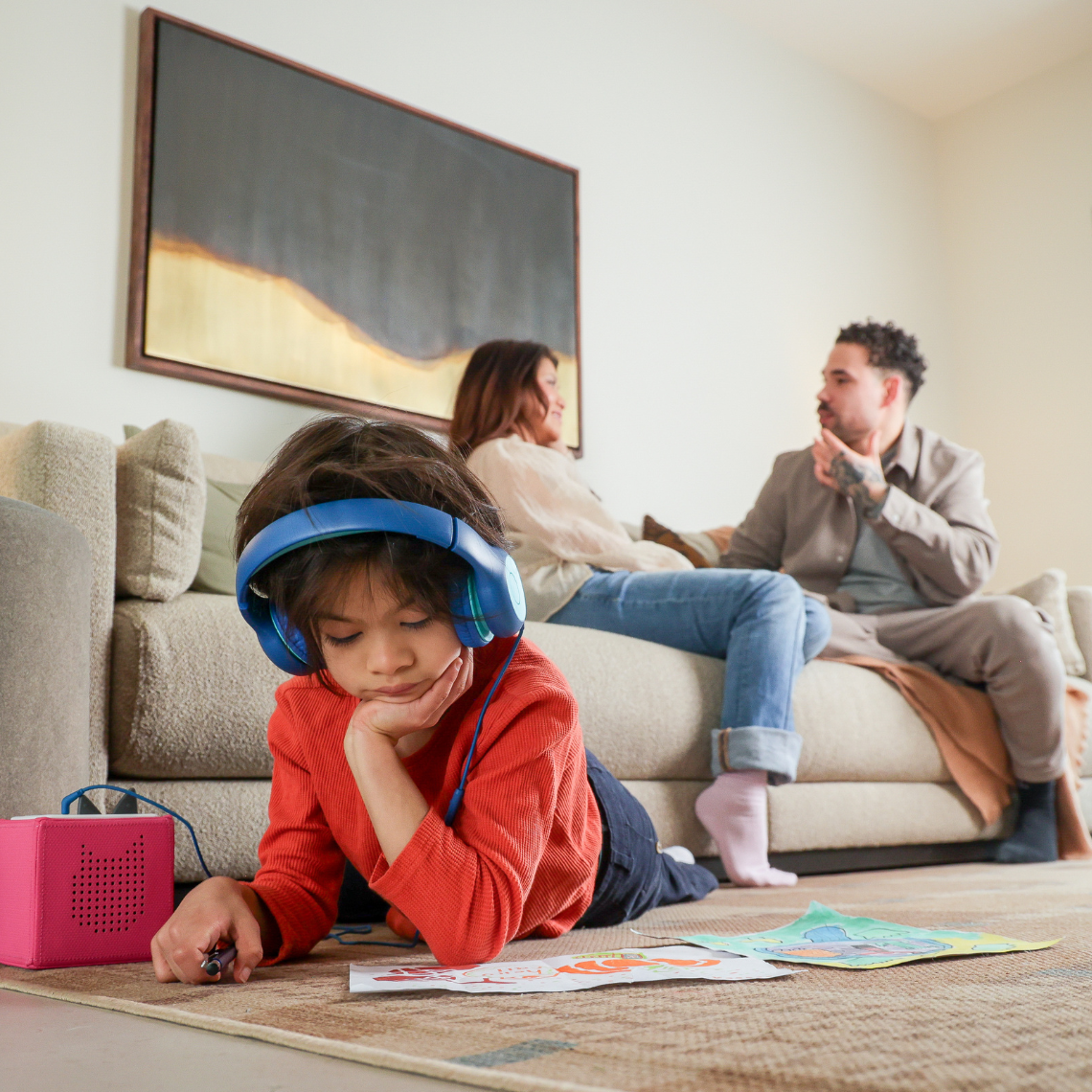 Lionel headphones lying on floor 1140x1140px