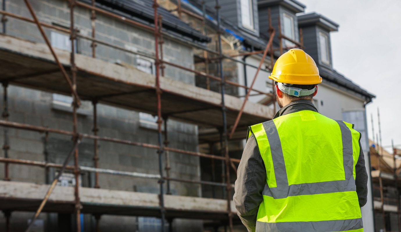 Back of construction worker 1380x800px